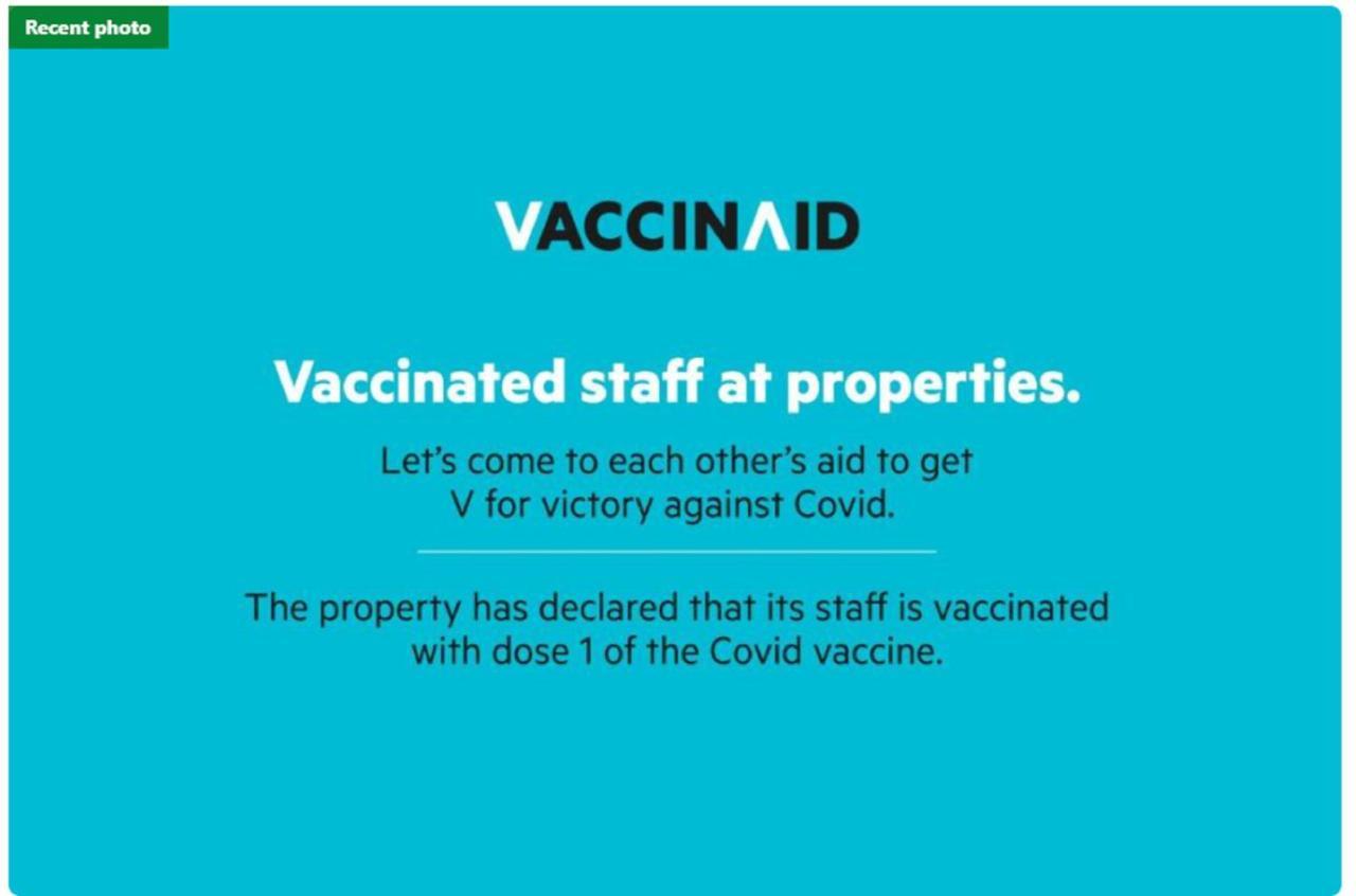 Vaccinated Staff - Spot On 2053 Granada Syariah Home Stay Бандунг Екстериор снимка
